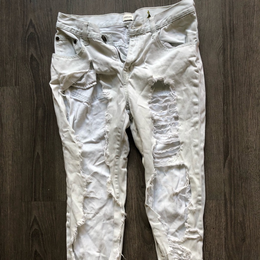 Custom light ripped Denim jeans
